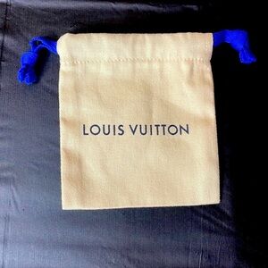🔥🔥🔥 Louis Vuitton Small Dust Bag 🔥🔥🔥